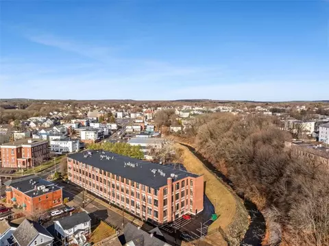 View/Area - 685 Social St #215, Woonsocket, RI 02895 photo 6 of 7
