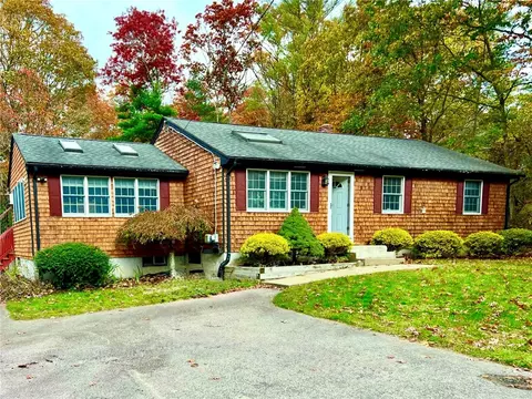 139 Scapa Flow Rd, Charlestown, RI 02813