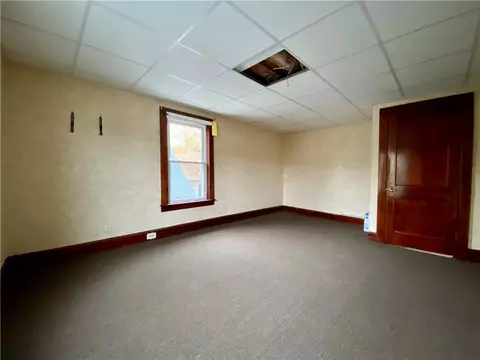 Bedroom - 517 Fairmount St, Woonsocket, RI 02895 photo 4 of 13