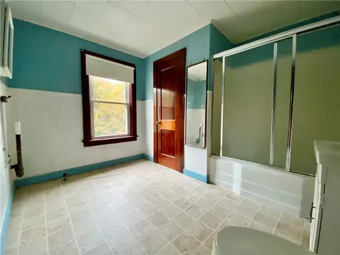 Bath - 517 Fairmount St, Woonsocket, RI 02895 photo 1 of 3