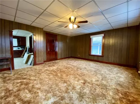 Living - 517 Fairmount St, Woonsocket, RI 02895 photo 1 of 4