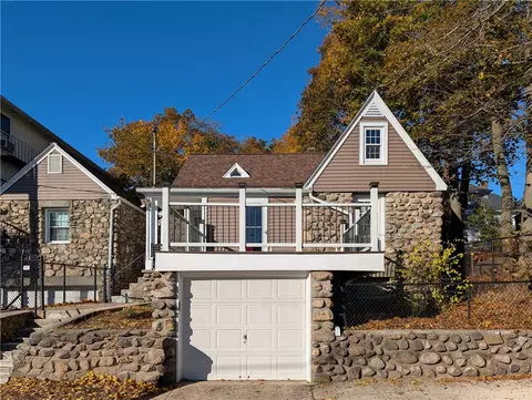56 Mailloux St, Woonsocket, RI 02895
