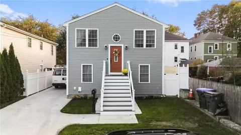 16 Marconi St, Providence, RI 02909