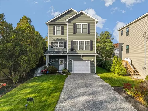 21 Wuddall Ave, Warwick, RI 02889 photo 3