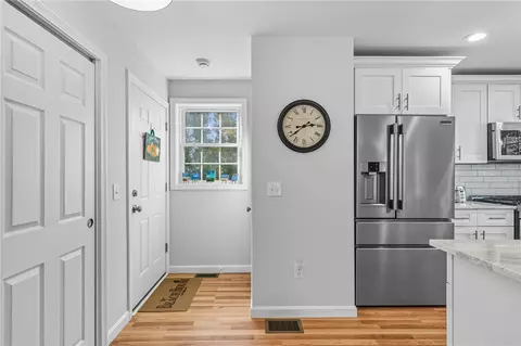 21 Wuddall Ave, Warwick, RI 02889 photo 19