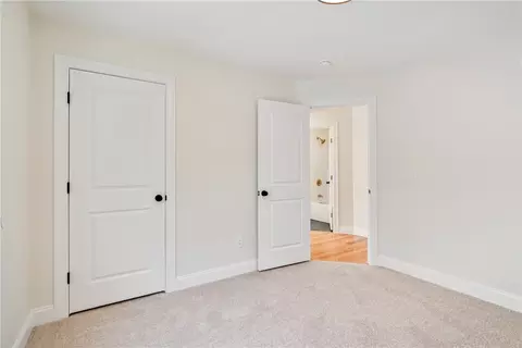 Bedroom - 345 Point Ave, Warwick, RI 02889 photo 4 of 6