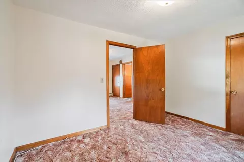 Bedroom - 39 Broad St, Warren, RI 02885 photo 10 of 13
