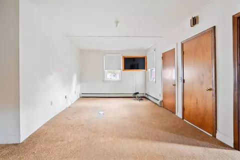 Living - 39 Broad St, Warren, RI 02885 photo 2 of 5