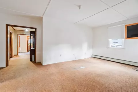 Living - 39 Broad St, Warren, RI 02885 photo 1 of 5
