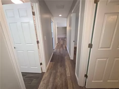 Entry Way - 302 Chopmist Hill Rd, Glocester, RI 02814 photo 2 of 2
