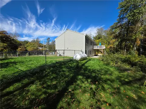 Exterior - 302 Chopmist Hill Rd, Glocester, RI 02814 photo 4 of 6