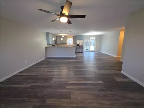 Living - 302 Chopmist Hill Rd, Glocester, RI 02814 photo 4 of 11