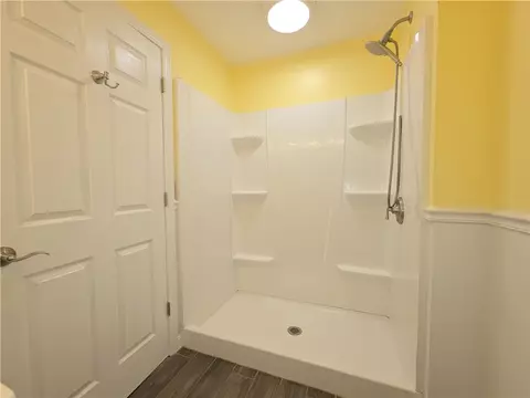 Bath - 302 Chopmist Hill Rd, Glocester, RI 02814 photo 2 of 9