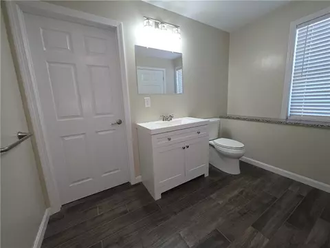 Bath - 302 Chopmist Hill Rd, Glocester, RI 02814 photo 7 of 9
