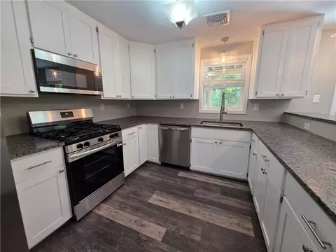 Kitchen - 302 Chopmist Hill Rd, Glocester, RI 02814 photo 7 of 7