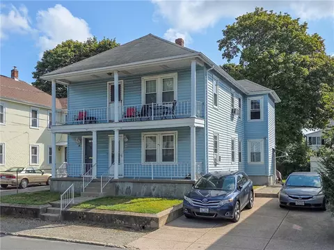 139 Tweed St, Pawtucket, RI 02861