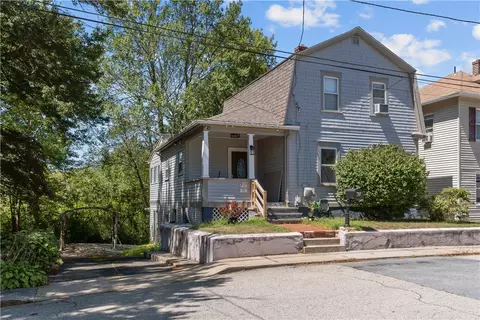 39 Matteson Ave, West Warwick, RI 02893