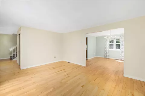 Living - 341 Sumner Ave, Warwick, RI 02888 photo 5 of 6