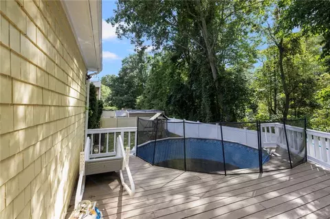 Exterior - 341 Sumner Ave, Warwick, RI 02888 photo 9 of 13
