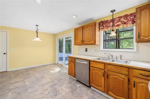 Kitchen - 341 Sumner Ave, Warwick, RI 02888 photo 1 of 4