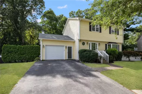 Exterior - 341 Sumner Ave, Warwick, RI 02888 photo 2 of 13