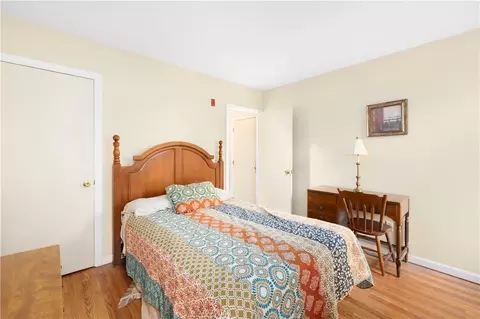 Bedroom - 3940 Post Rd #3, Warwick, RI 02886 photo 1 of 2