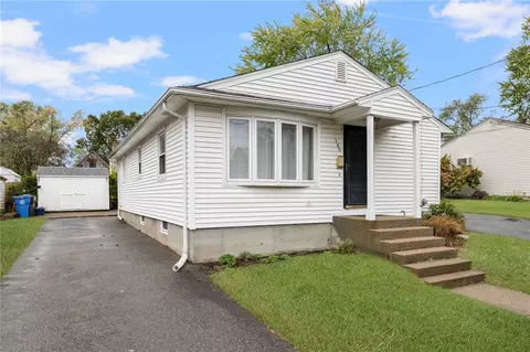 145 Harmon Ave, Cranston, RI 02910