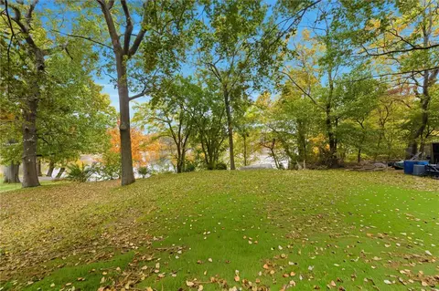 Exterior - 63 Massasoit Dr, Warwick, RI 02888 photo 8 of 9