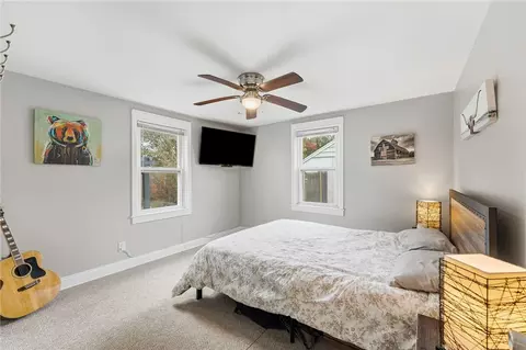 Bedroom - 63 Massasoit Dr, Warwick, RI 02888 photo 1 of 5