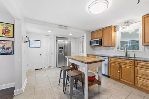 Kitchen - 63 Massasoit Dr, Warwick, RI 02888 photo 3 of 3