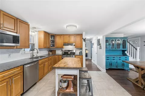 Kitchen - 63 Massasoit Dr, Warwick, RI 02888 photo 1 of 3