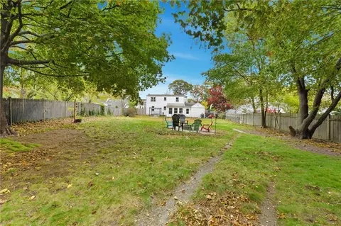 Exterior - 63 Massasoit Dr, Warwick, RI 02888 photo 6 of 9