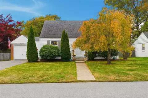 Exterior - 63 Massasoit Dr, Warwick, RI 02888 photo 4 of 9