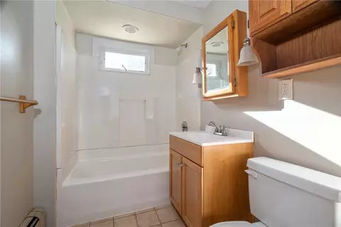 Bath - 203 Hemond Ave, Woonsocket, RI 02895 photo 2 of 3
