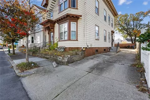 374 Branch Ave, Providence, RI 02904