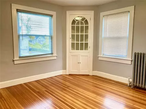 Living - 24 George St, Westerly, RI 02891 photo 3 of 5