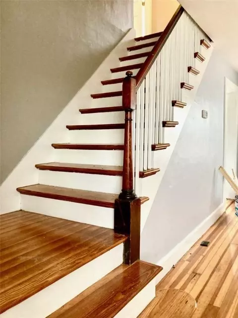 Entry Way - 24 George St, Westerly, RI 02891 photo 1 of 3