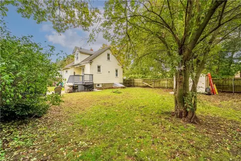 Exterior - 23 Stoddard Pl, Warwick, RI 02888 photo 3 of 3