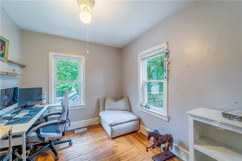 Bedroom - 23 Stoddard Pl, Warwick, RI 02888 photo 1 of 3