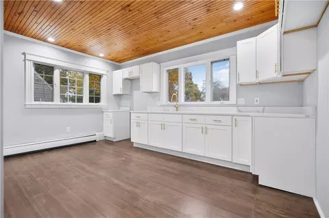 274 Archer St, Fall River, MA 02720 photo 6