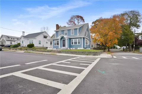 274 Archer St, Fall River, MA 02720 photo 2