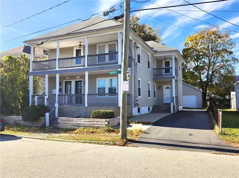358 Orient Ave, Pawtucket, RI 02861