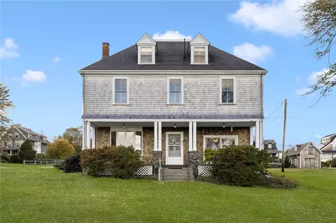 39 Walcott Ave, Jamestown, RI 02835