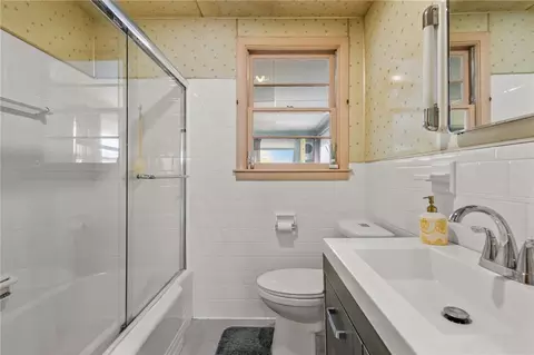 78 Arnold Rd, Coventry, RI 02816 photo 11