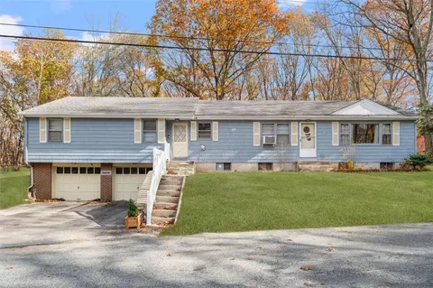19 Cedarcrest Dr, Preston, CT 06365 photo 31