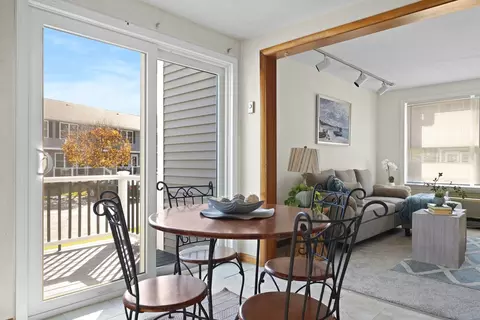 Dining - 200 Post Rd #411, Warwick, RI 02888 photo 1 of 1