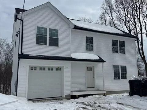 25 Prospect St, Cumberland, RI 02864
