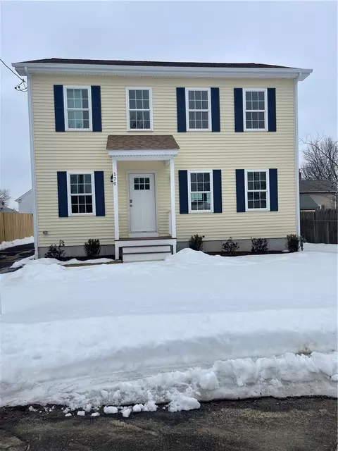 170 Schuyler St, East Providence, RI 02914