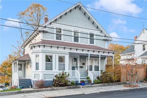 59 Blodgett Ave, Pawtucket, RI 02860