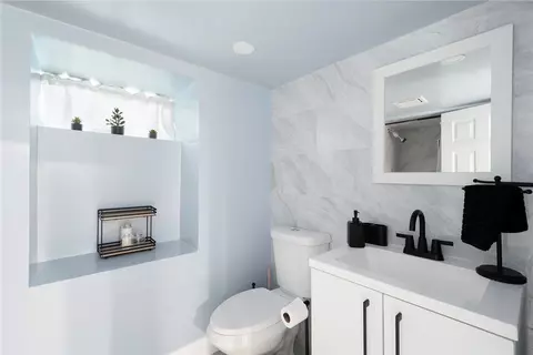 60 Fairlawn Ave, Woonsocket, RI 02895 photo 28